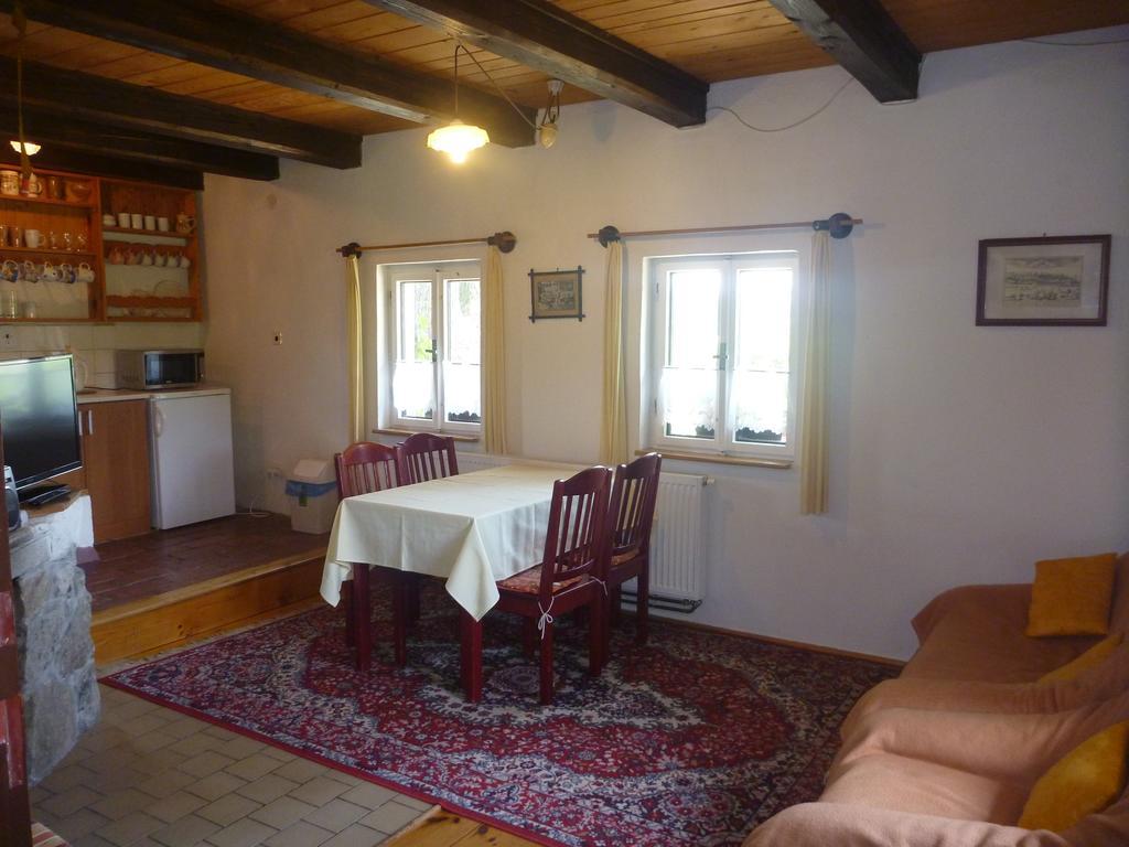 Chalupa Olsina 31 - Ferienhaus Horní Planá Rom bilde